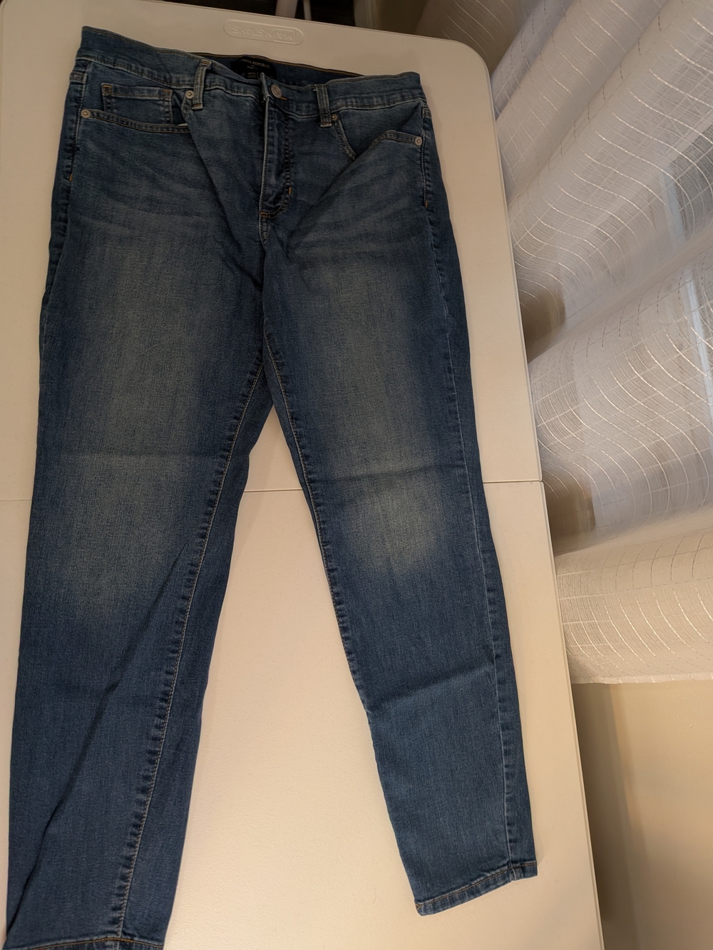Banana Republic Women's Skinny Jeans - Medium Blue Wash